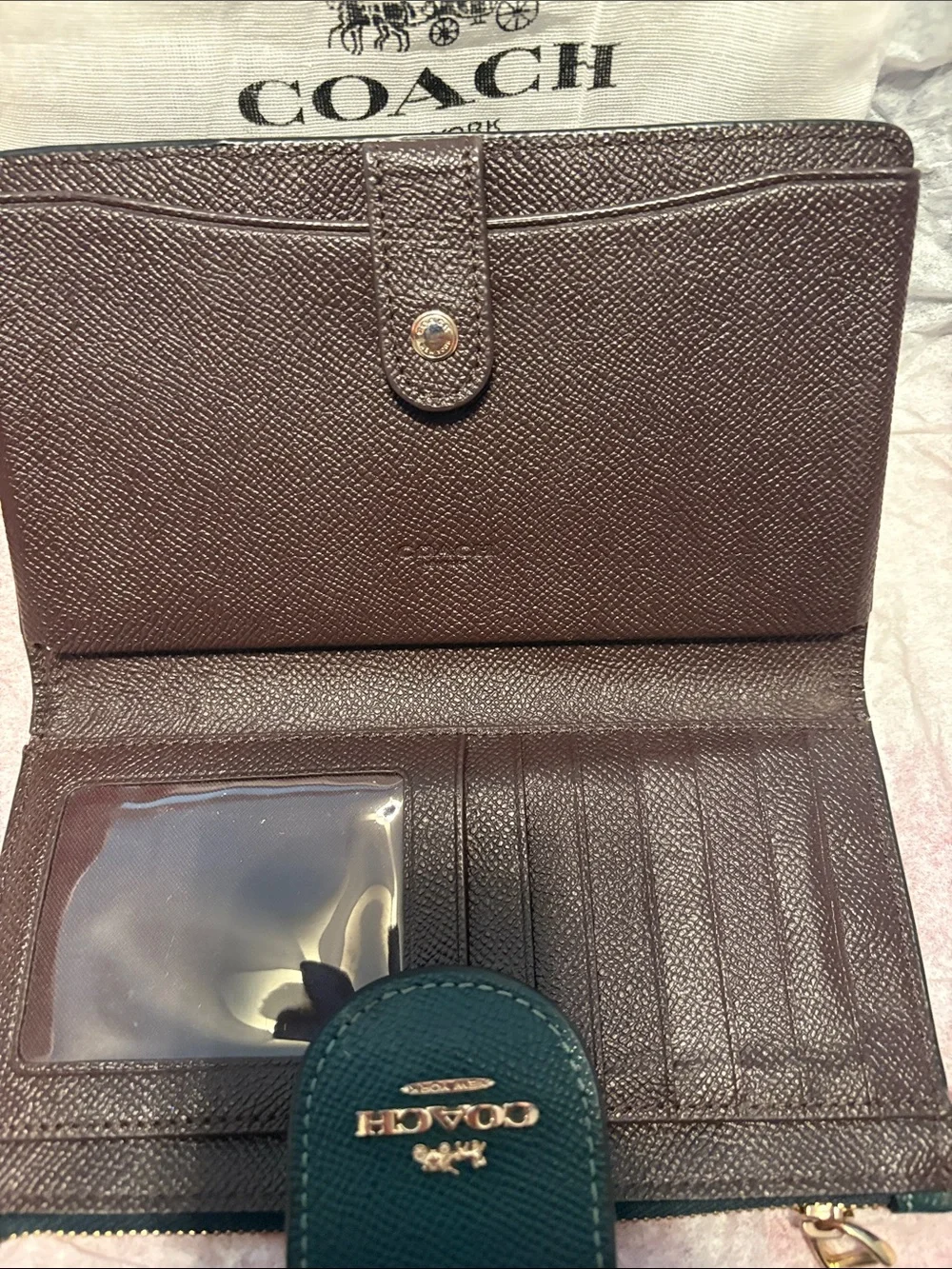 COACH Dark Green Pebbled Leather Wallet with Gold Logo EUC